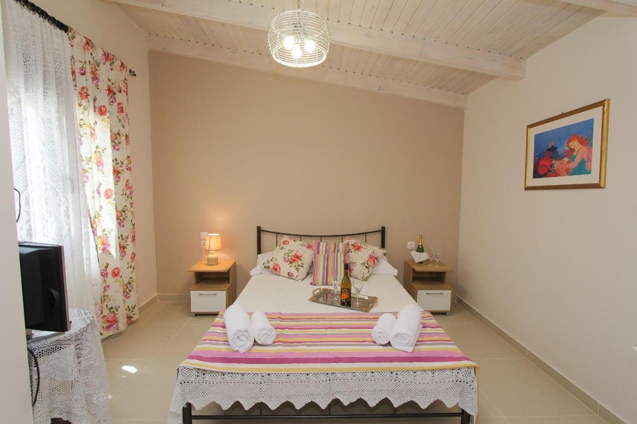 Kouros Resort Kalamákion Buitenkant foto